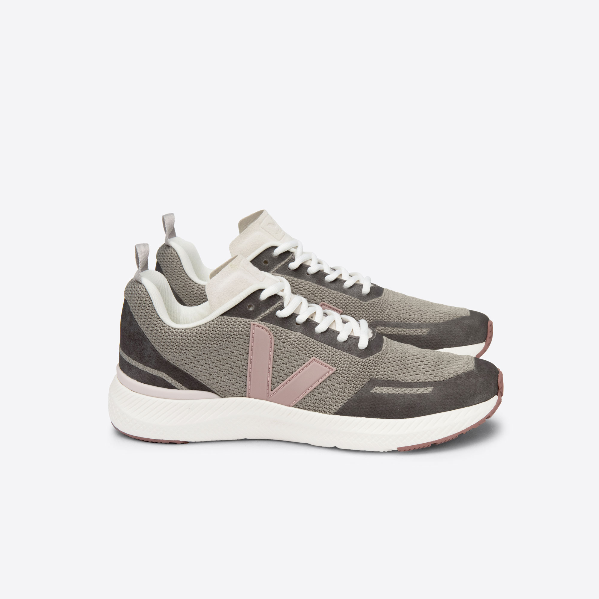 VEJA Impala Training Sneaker