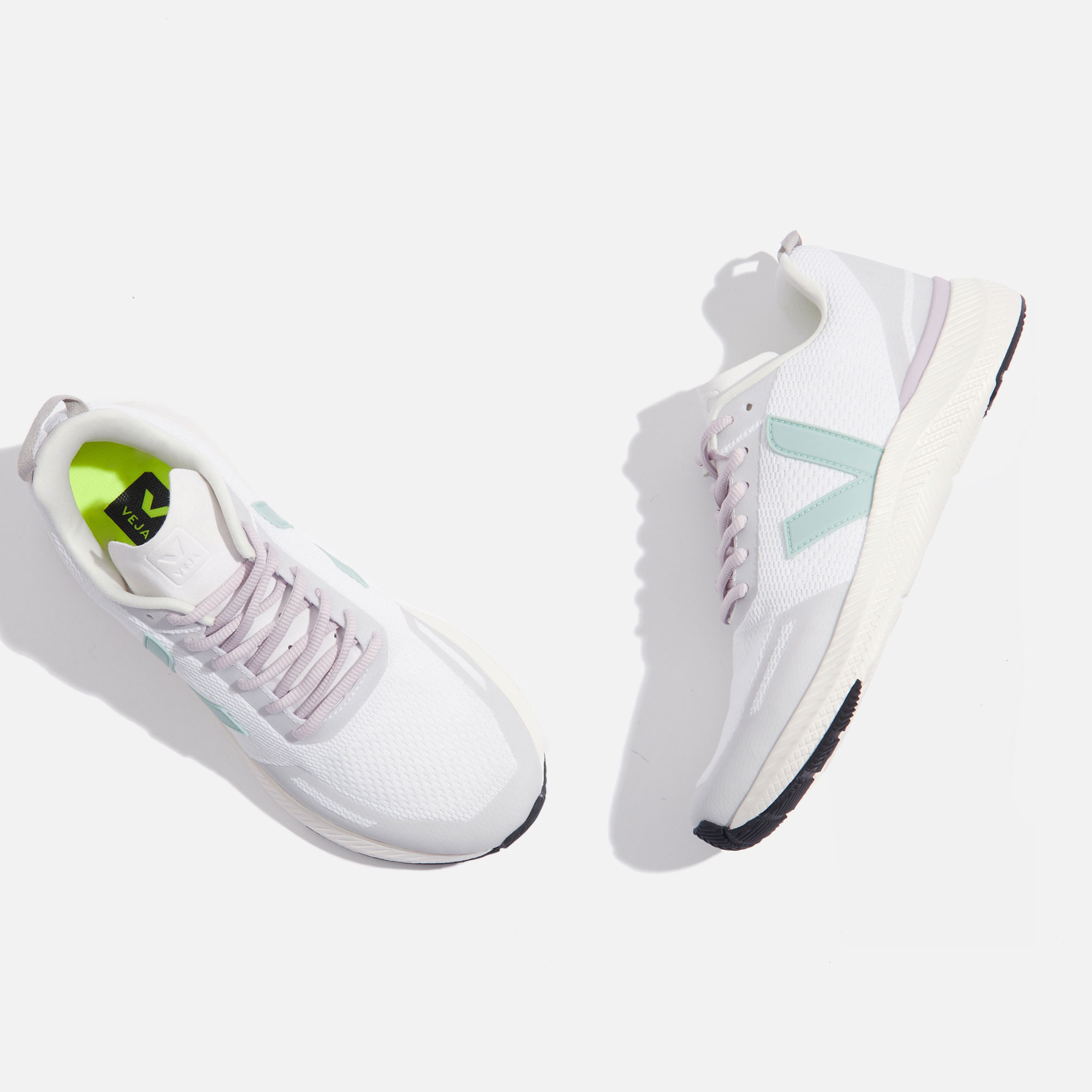 VEJA Impala Training Sneaker