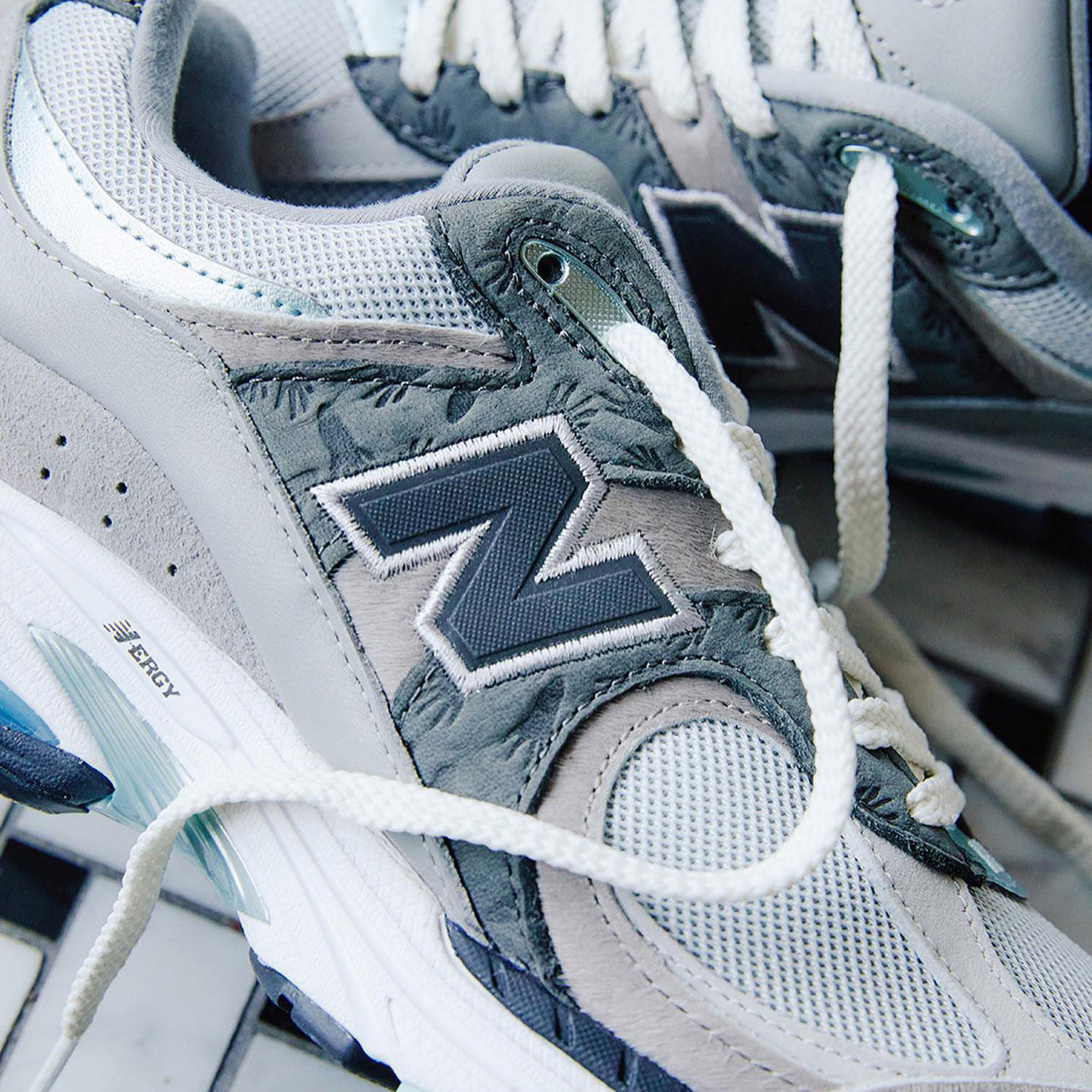 atmos x New Balance 2002R “Shibuya Rat”