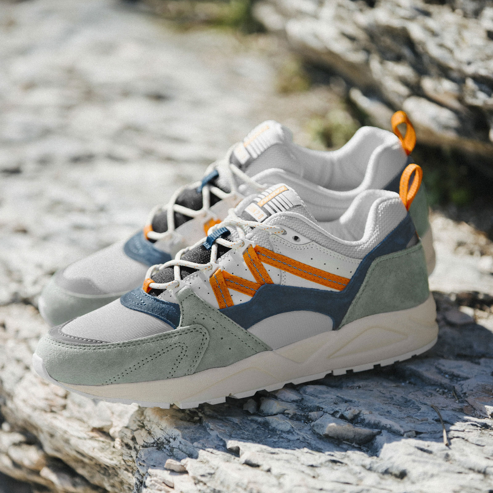 Karhu LEGEND pack