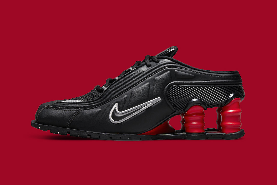 Martine Rose x Nike Shox MR4 DQ2401-001