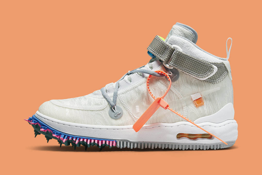 Off-White x Nike Air Force 1 Mid "White" DO6290-100