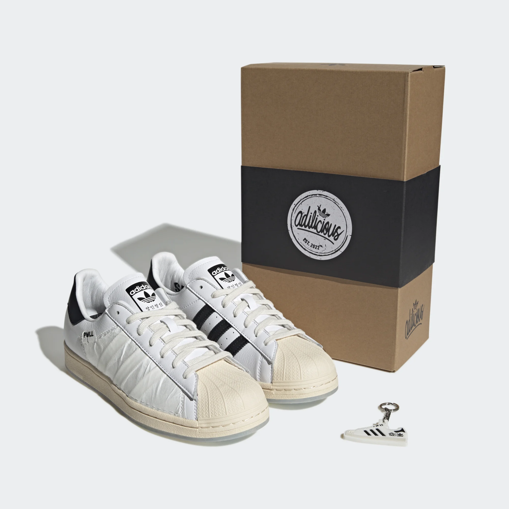 adidas Superstar Taegeukdang HQ3612