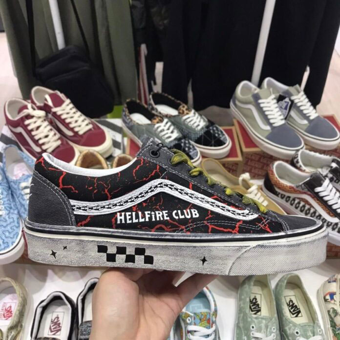 Stranger Things x Vans Old Skool “Hellfire Club” 