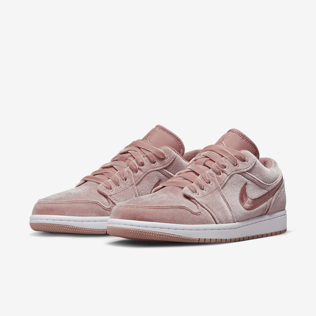 Air Jordan 1 Low DQ8396-600