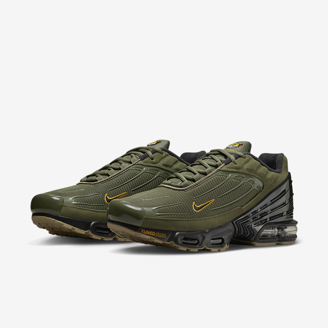 Nike Air Max Plus DZ4502-200