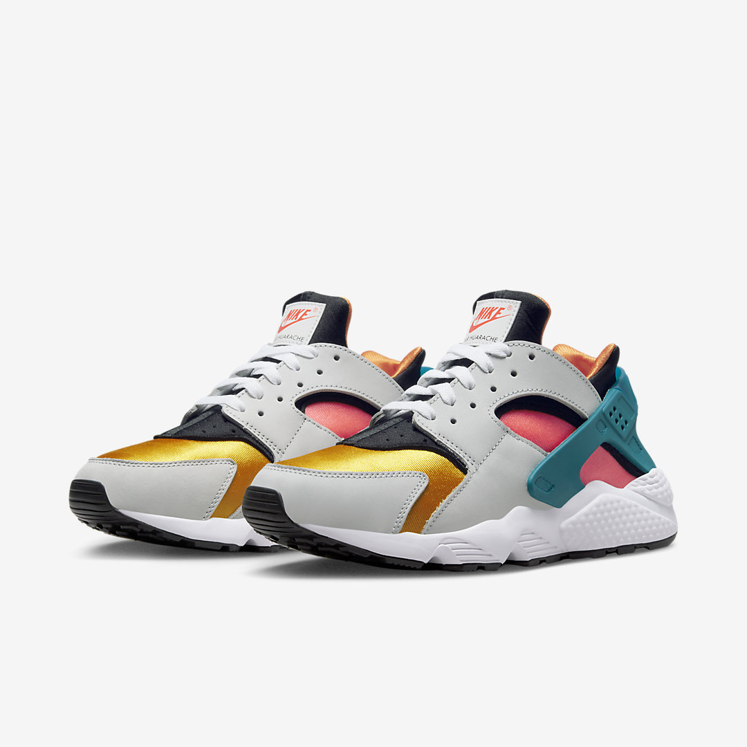 Nike Air Huarache DZ4859-001