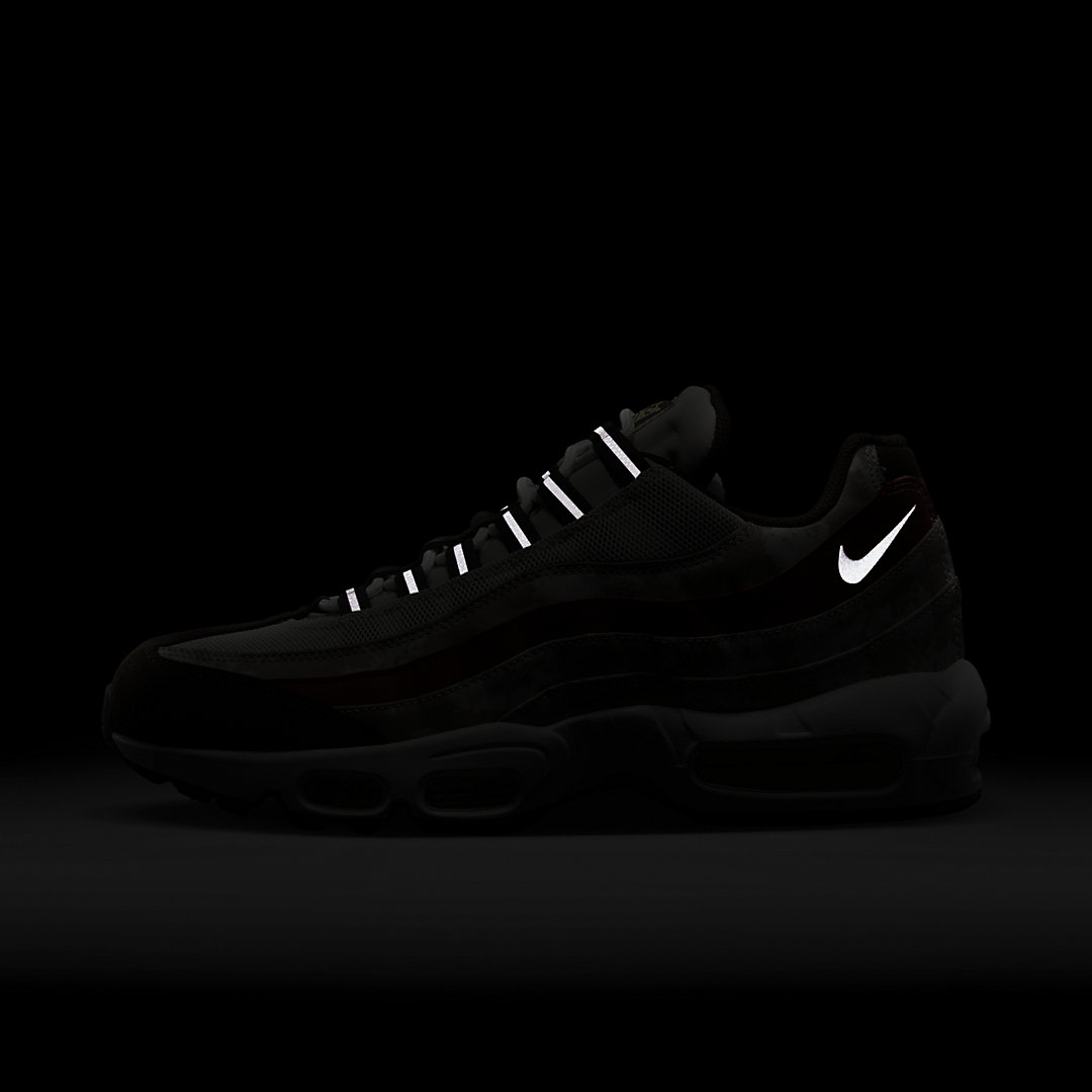 Nike Air Max 95 “Social FC” DQ9016-001