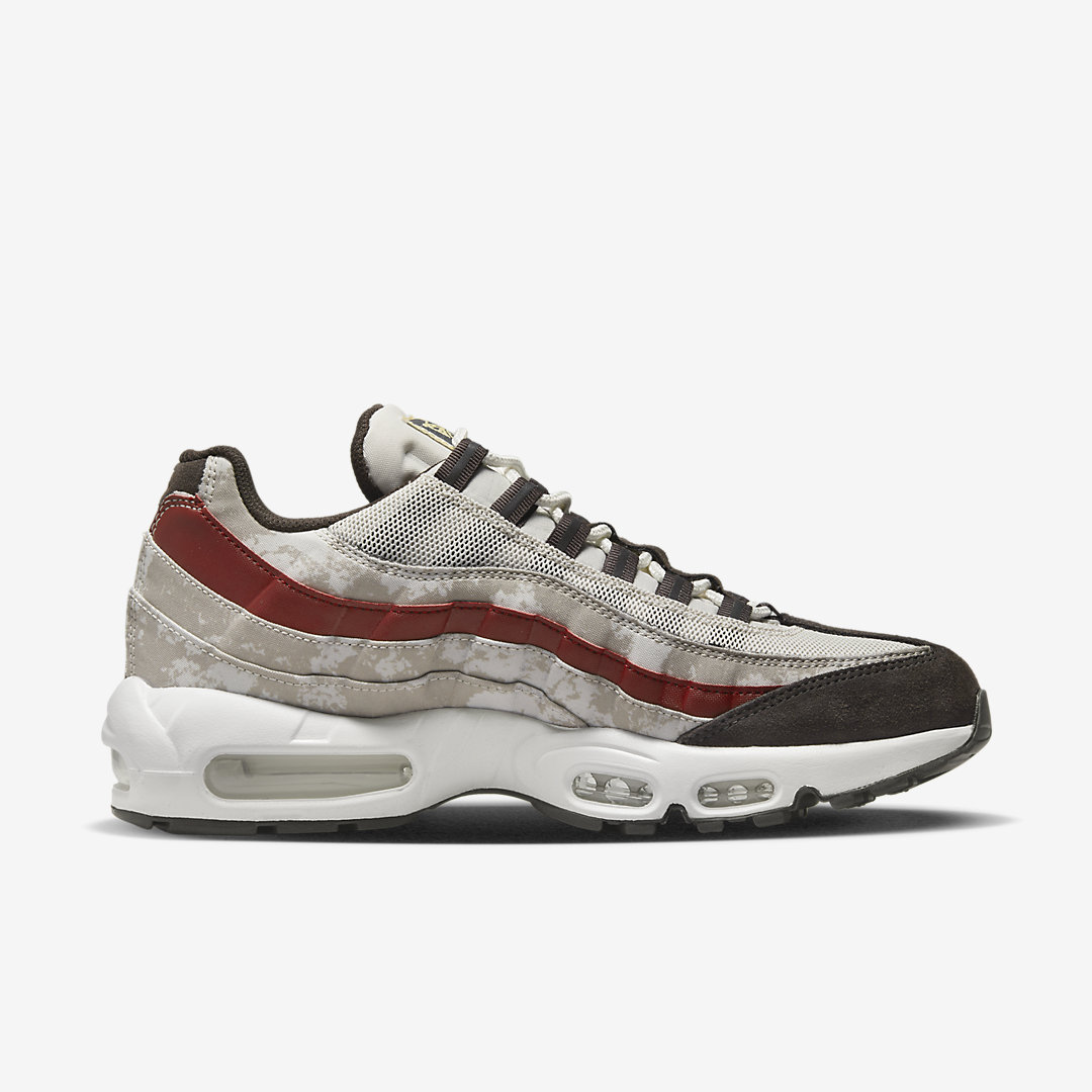 Nike Air Max 95 “Social FC” DQ9016-001