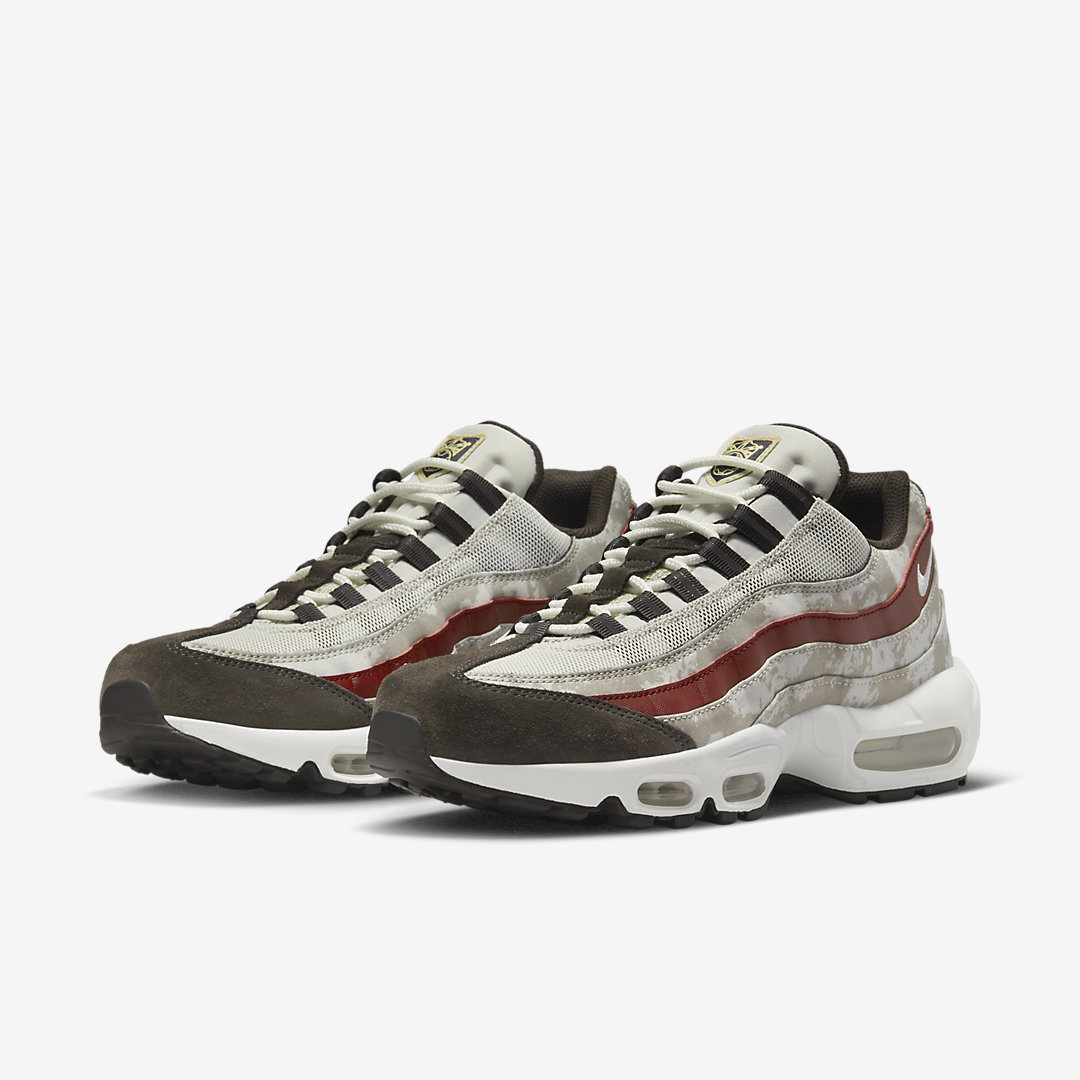 Nike Air Max 95 “Social FC” DQ9016-001