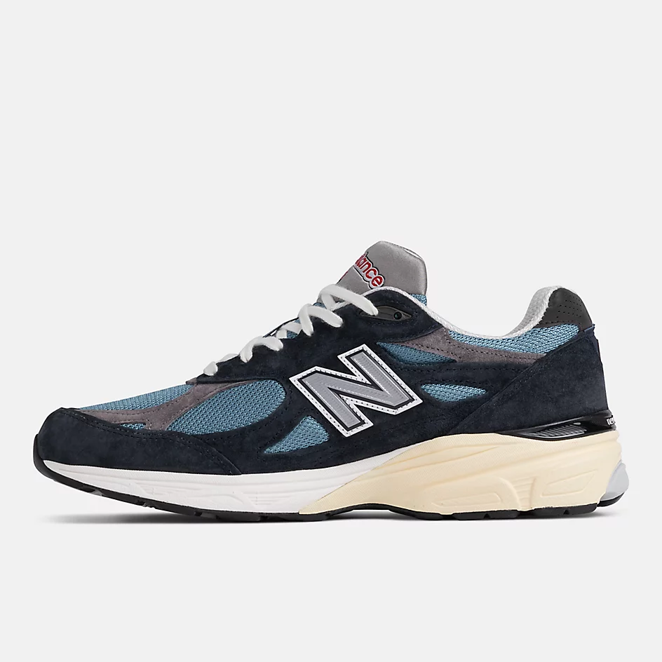 New Balance 990 V3 M990TE3