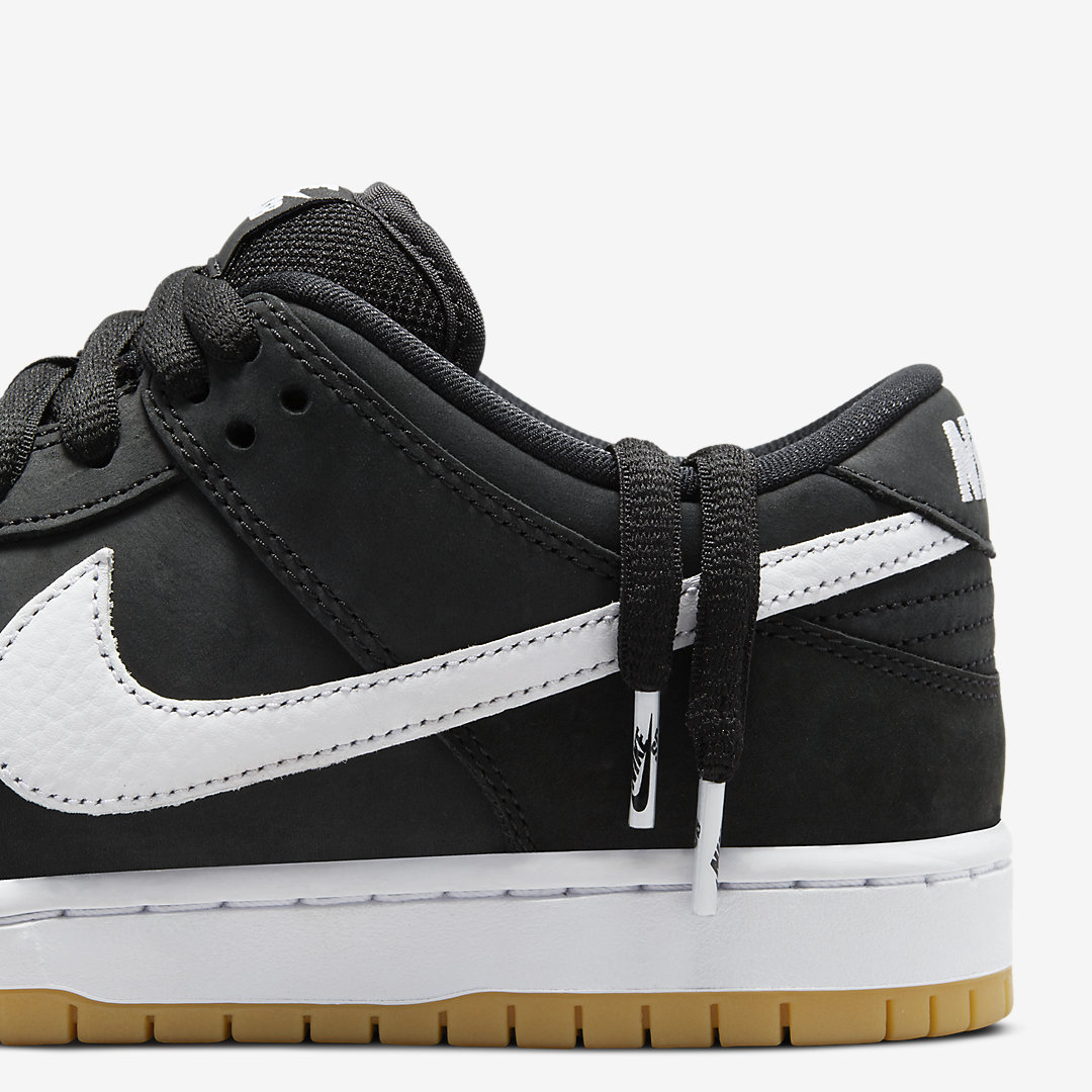  Nike SB Dunk Low “Black Gum” CD2563-006