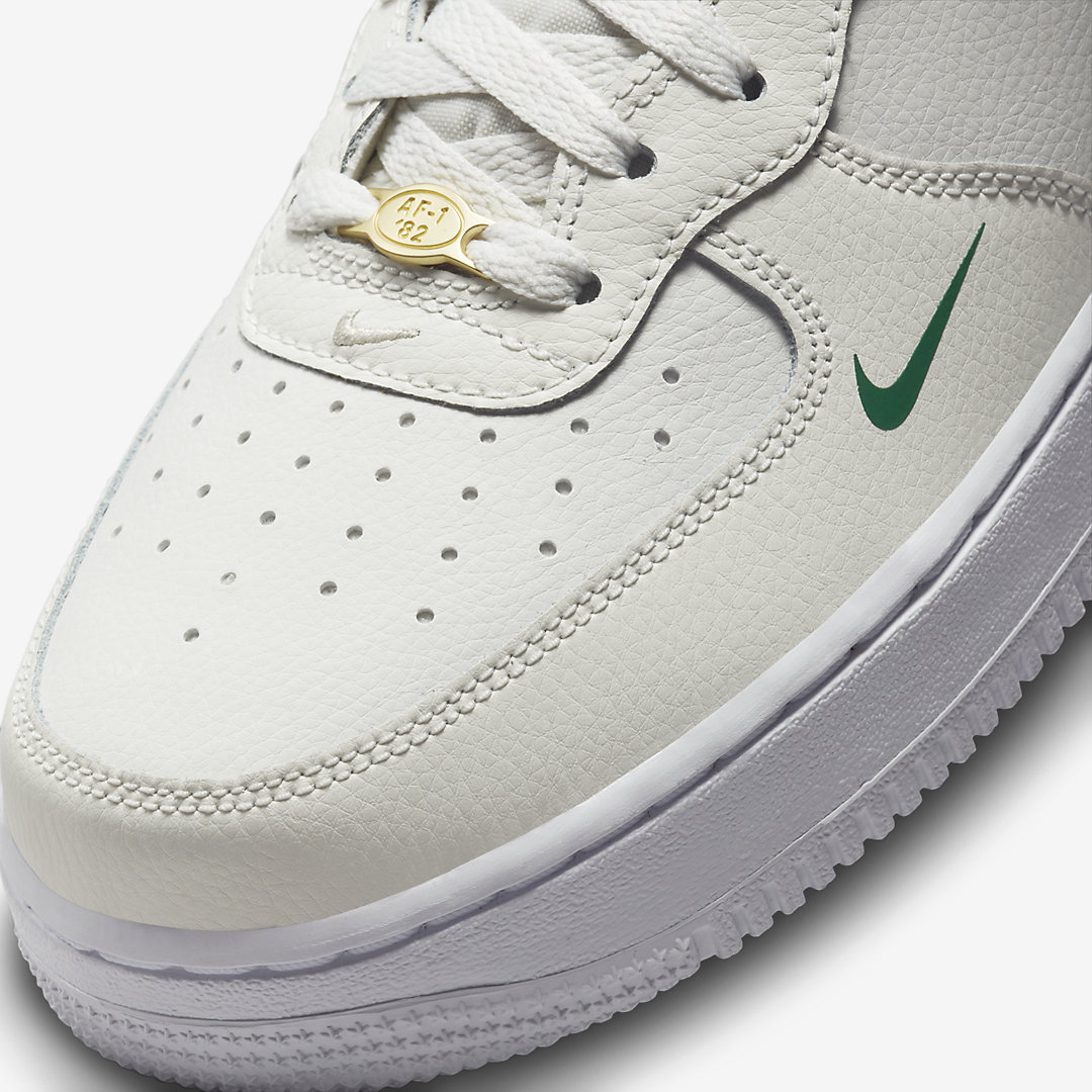 Nike Air Force 1 Mid DR9513-100