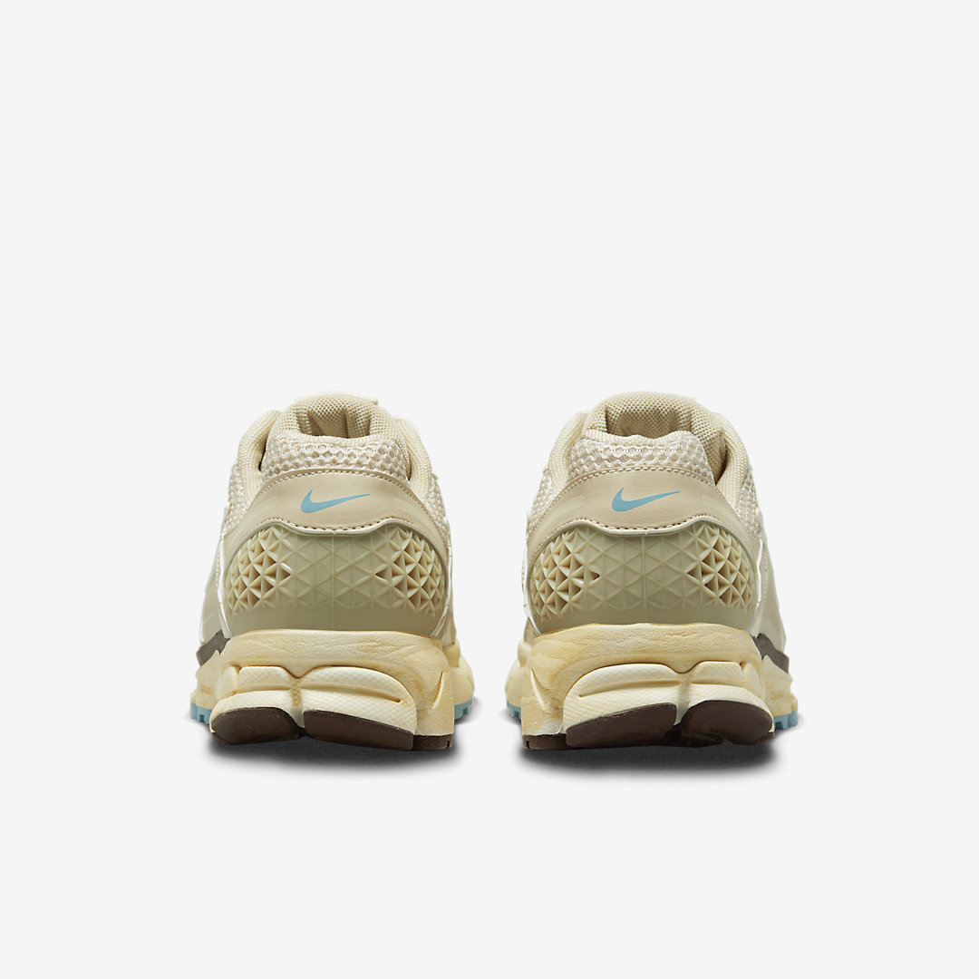 Nike Zoom Vomero 5 FB8825-111