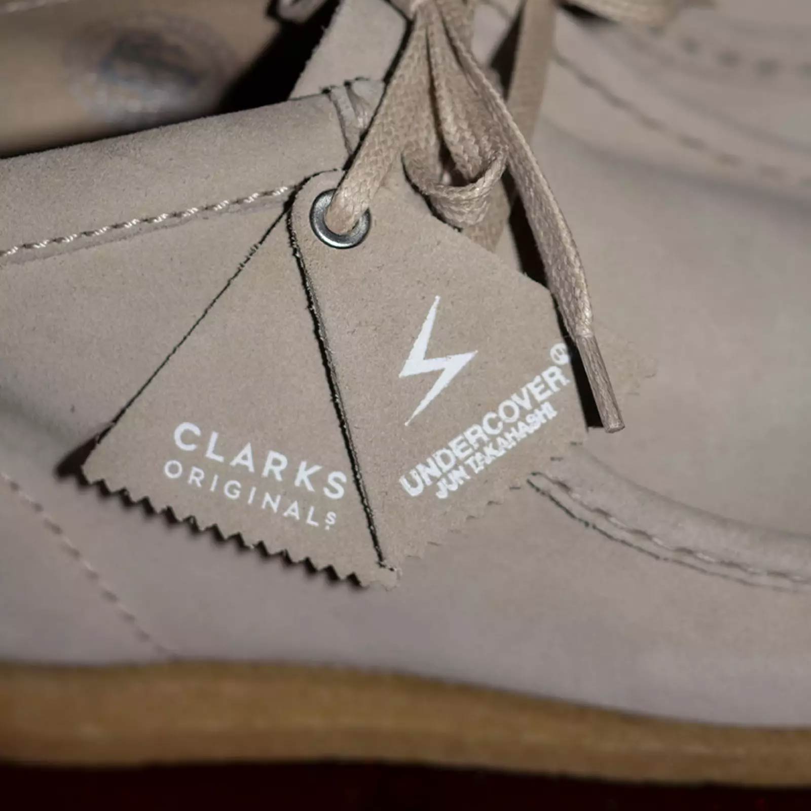 UNDERCOVER x Clarks Wallabee