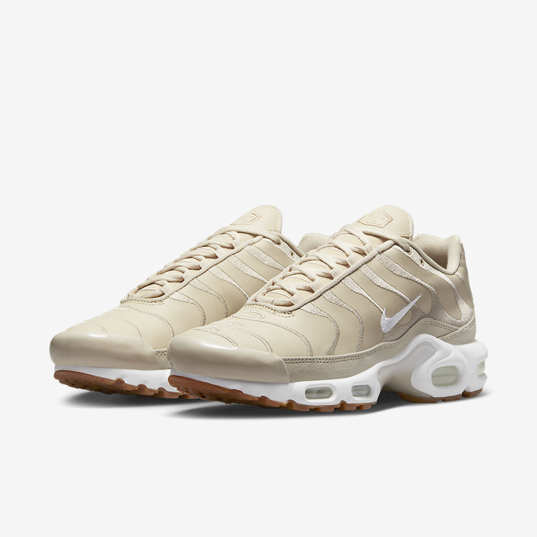 Nike Air Max Plus DZ2832-200