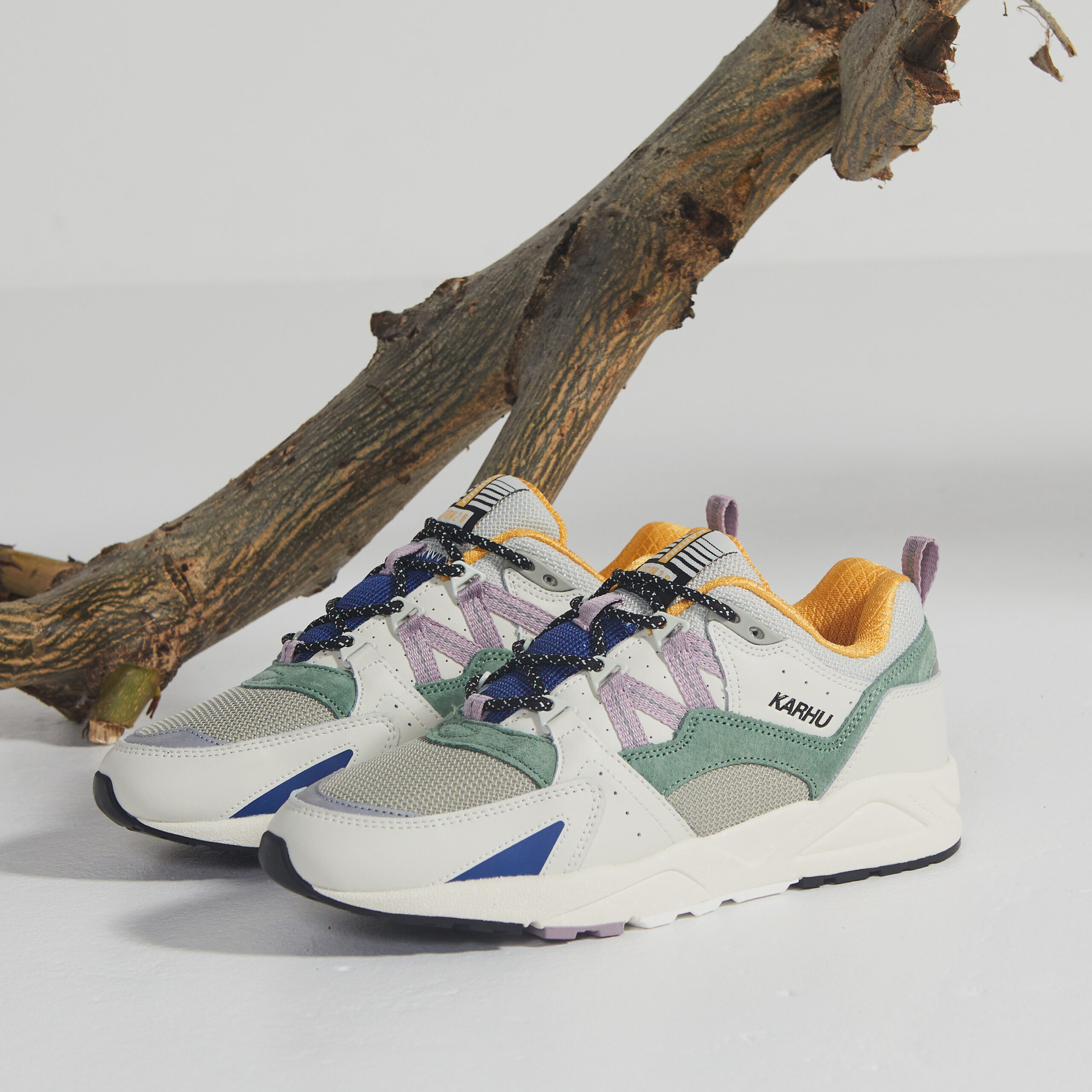 KARHU Legend FW22 Pack