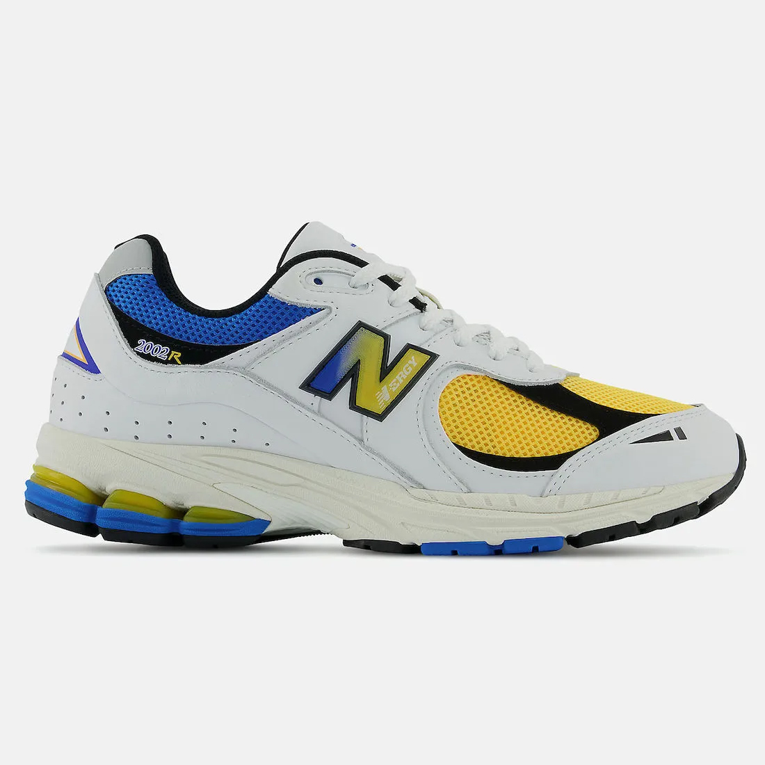 New Balance 2002R “Vibrant Apricot” M2002RGW