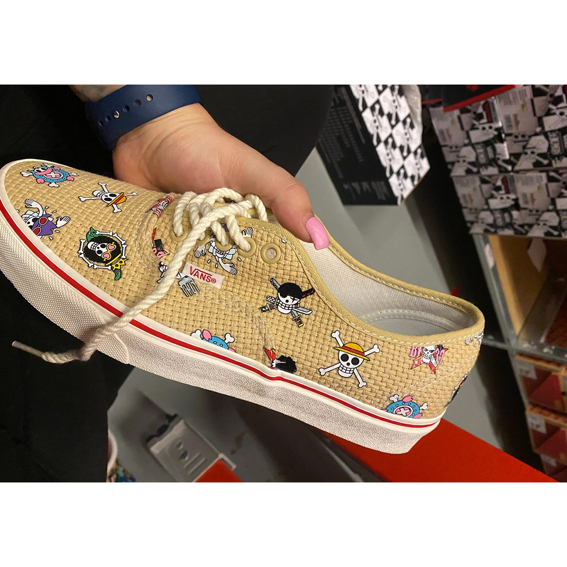 "One Piece" x Vans Authentic