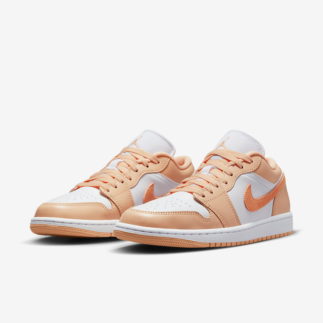 Air Jordan 1 Low WMNS DC0774-801