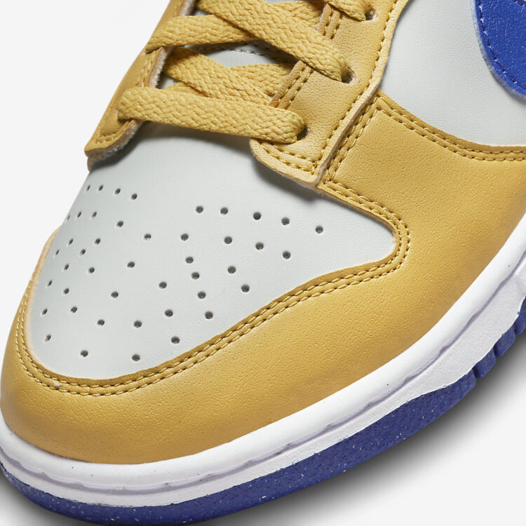 Nike Dunk Low "Wheat Gold" DN1431-700