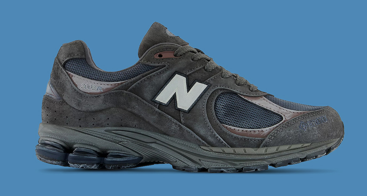 New Balance 2002R “Magnet” M2002RXA