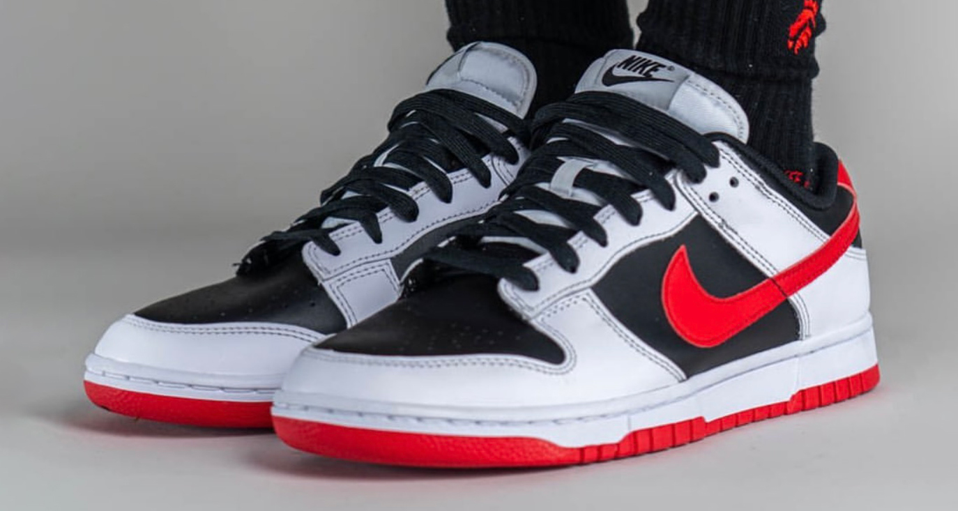 Nike Dunk Low (White/University Red-Black)