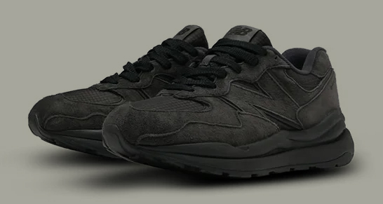 New Balance 57/40 Gore-Tex "Triple-Black" M5740GPM