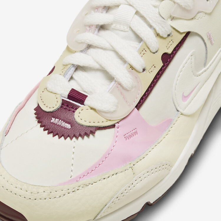 Nike Air Max 90 Futura "Valentine's Day" FD4615-111