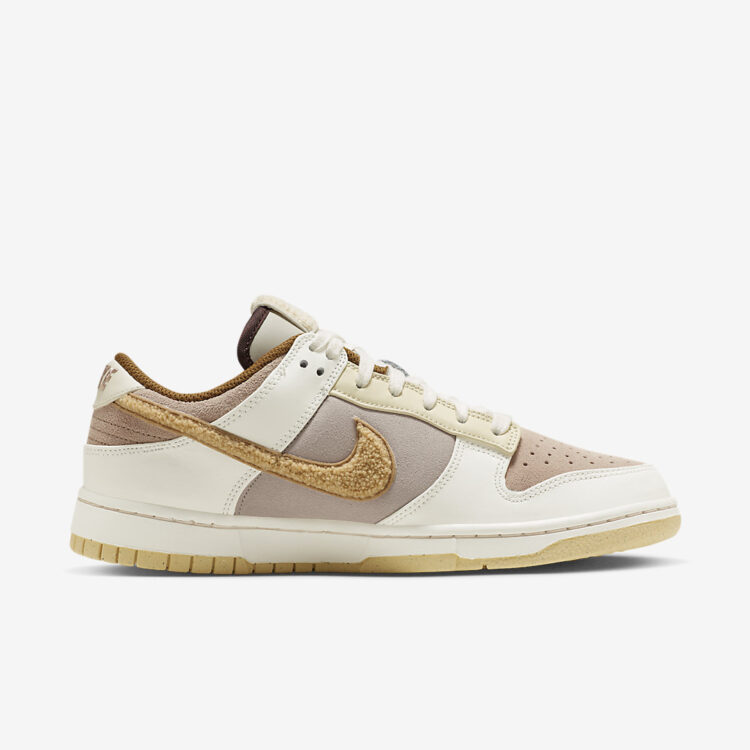 Nike Dunk Low "Year of the Rabbit" FD4203-211