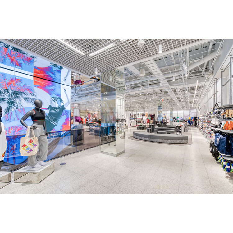 Nike Aventura Rise Concept Store