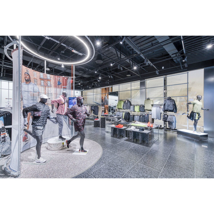 Nike Aventura Rise Concept Store