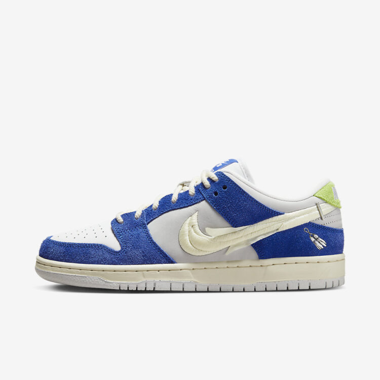 Fly Streetwear x Nike SB Dunk Low DQ5130-400