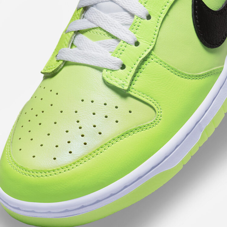 Nike Dunk Low "Glow in the Dark" FJ4610-702