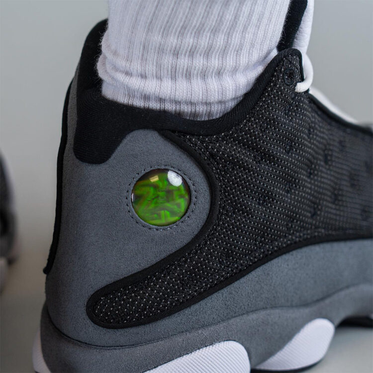 Air Jordan 13 Retro "Black Flint" DJ5982-060