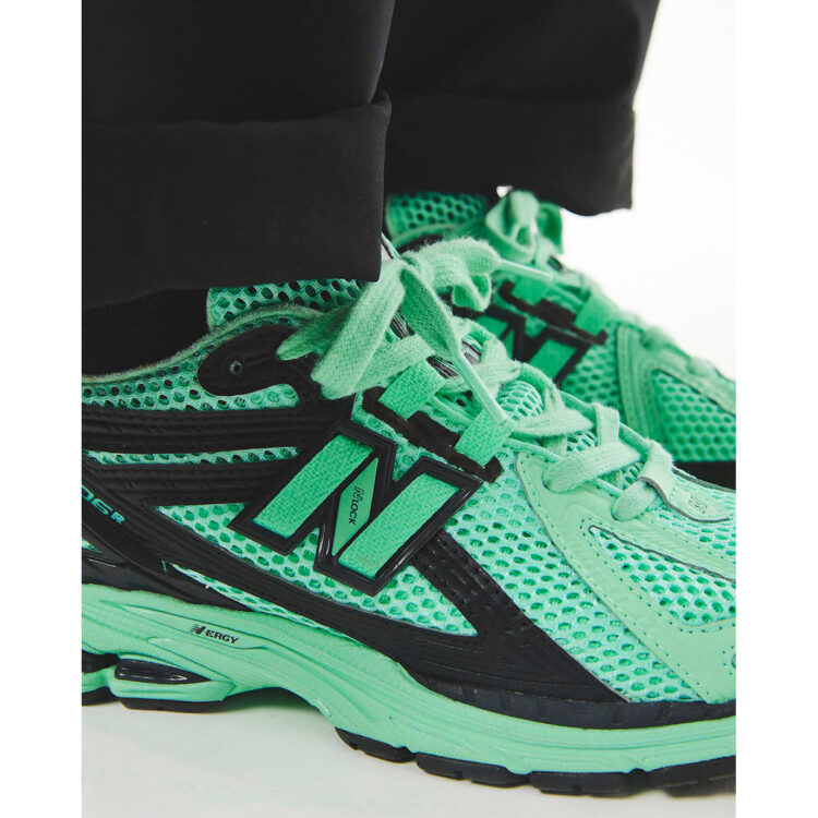 size? x New Balance 1906R “Green/Black” M1906RSB