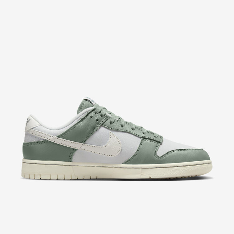 Nike Dunk Low "Mica Green" DV7212-300