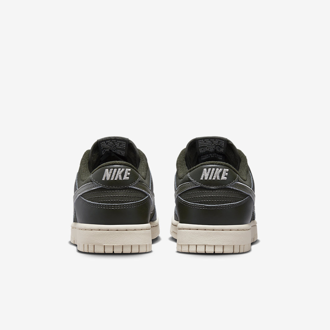 Nike Dunk Low Premium DZ2538-300