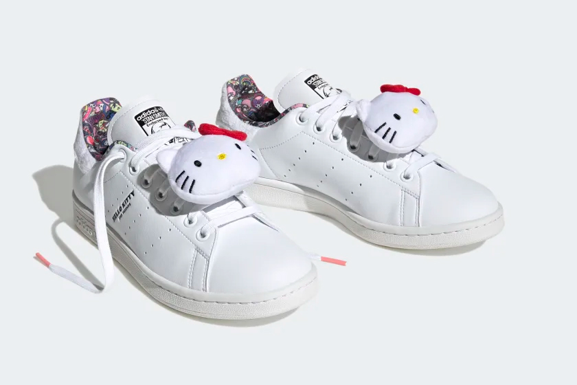 Hello Kitty x adidas Stan Smith HP9656