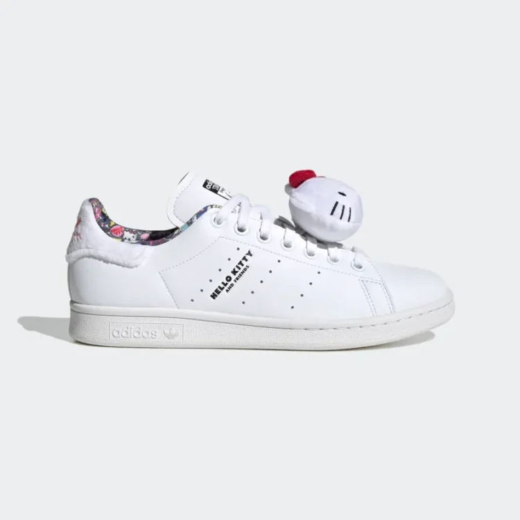 Hello Kitty x adidas Stan Smith HP9656