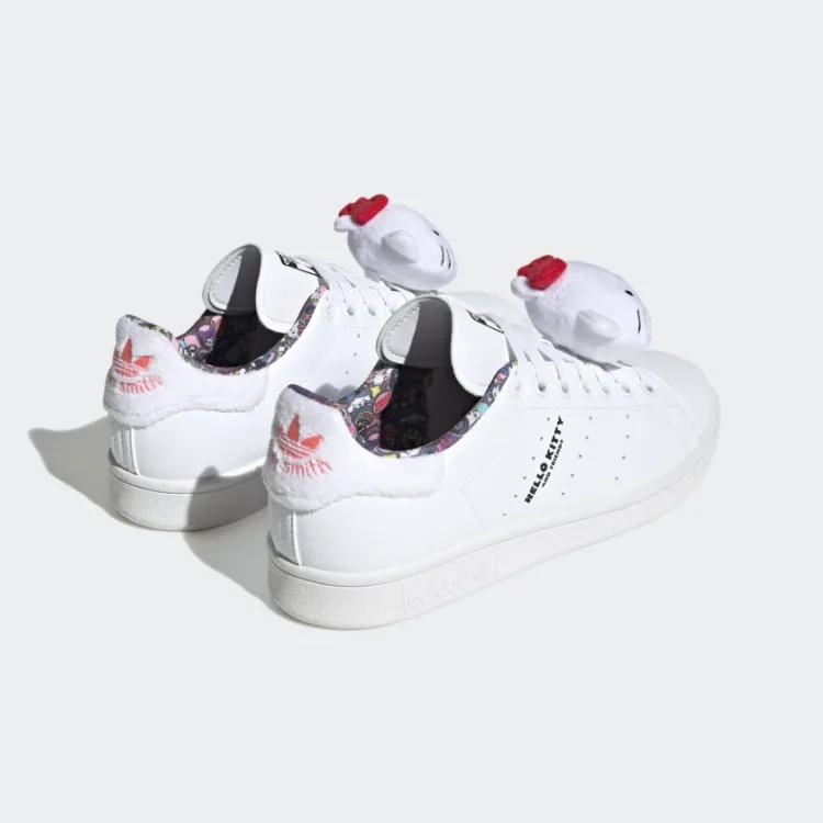 Hello Kitty x adidas Stan Smith HP9656