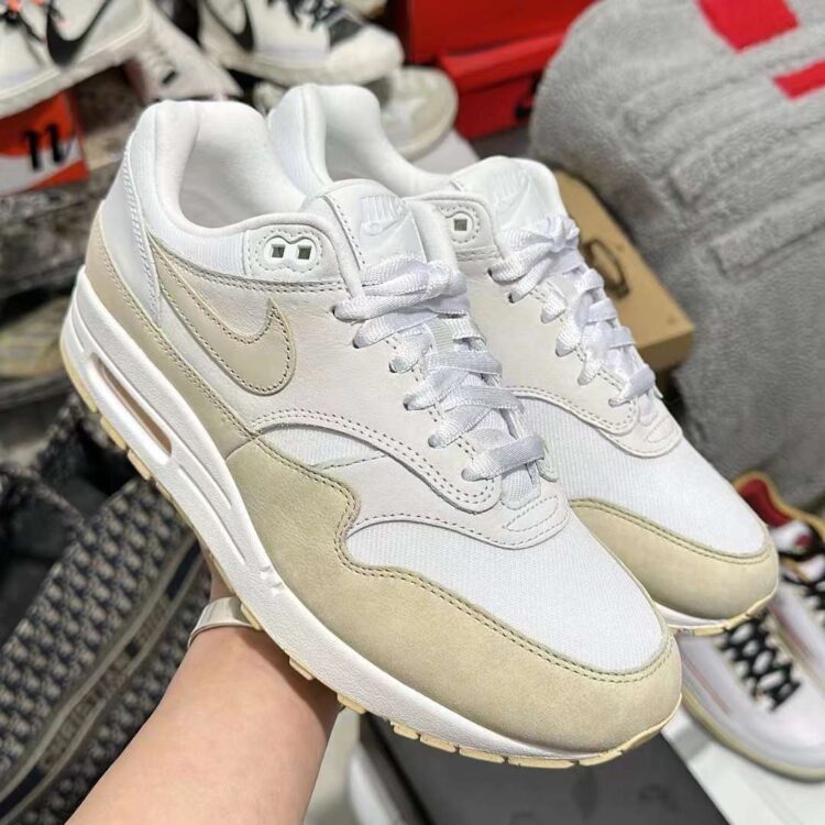 Nike Air Max 1 WMNS "Pale Ivory" DZ2628-101