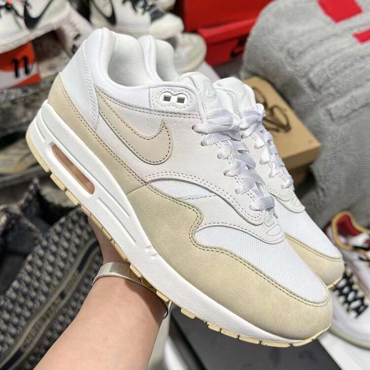 Nike Air Max 1 WMNS "Pale Ivory" DZ2628-101