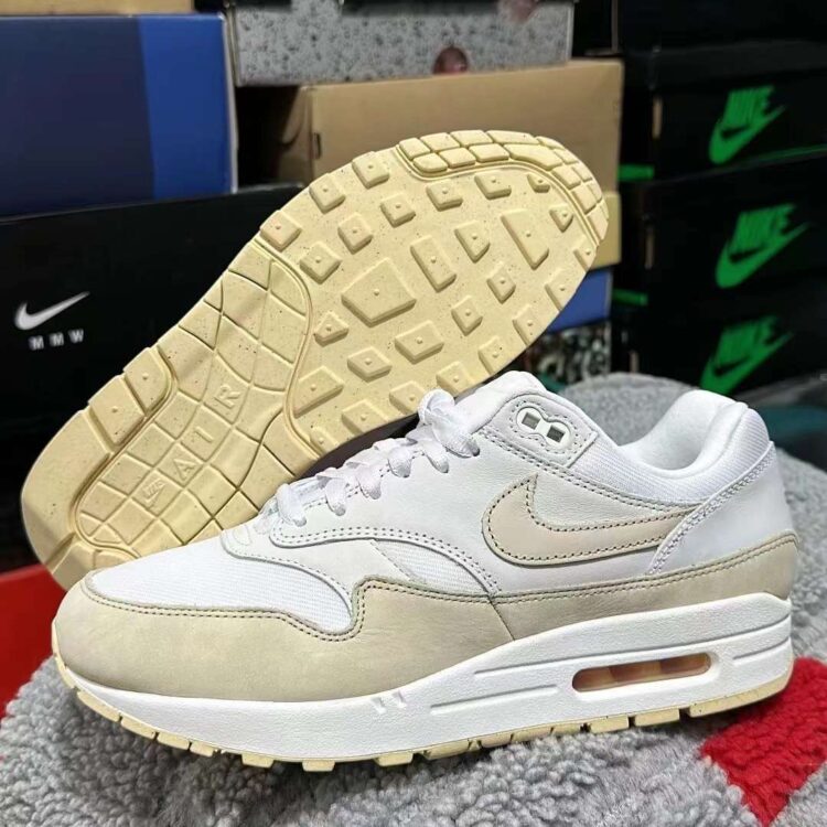 Nike Air Max 1 WMNS "Pale Ivory" DZ2628-101