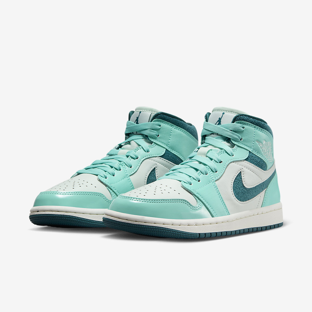 Air Jordan 1 Mid WMNS DZ3745-300