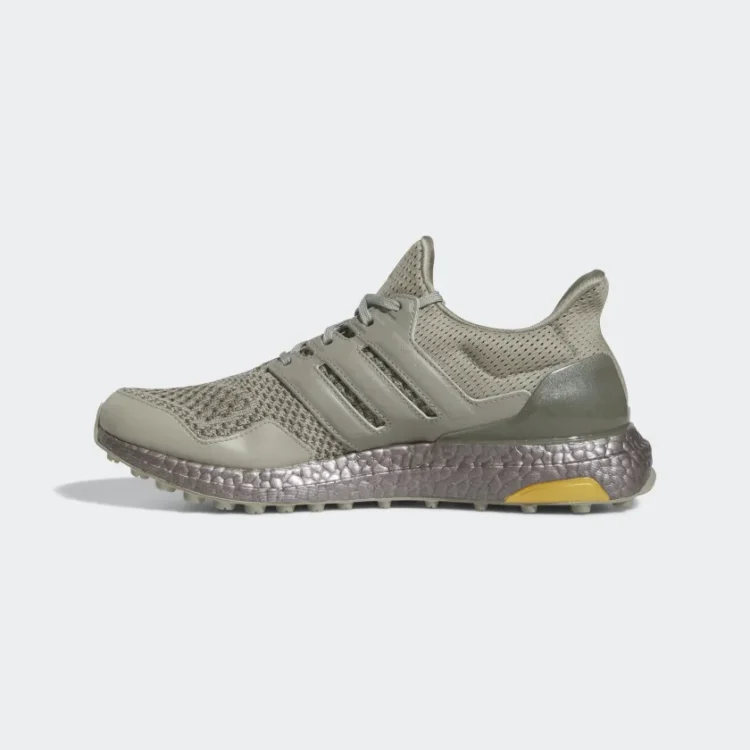 adidas UltraBOOST Spikeless Golf Shoes GV6920