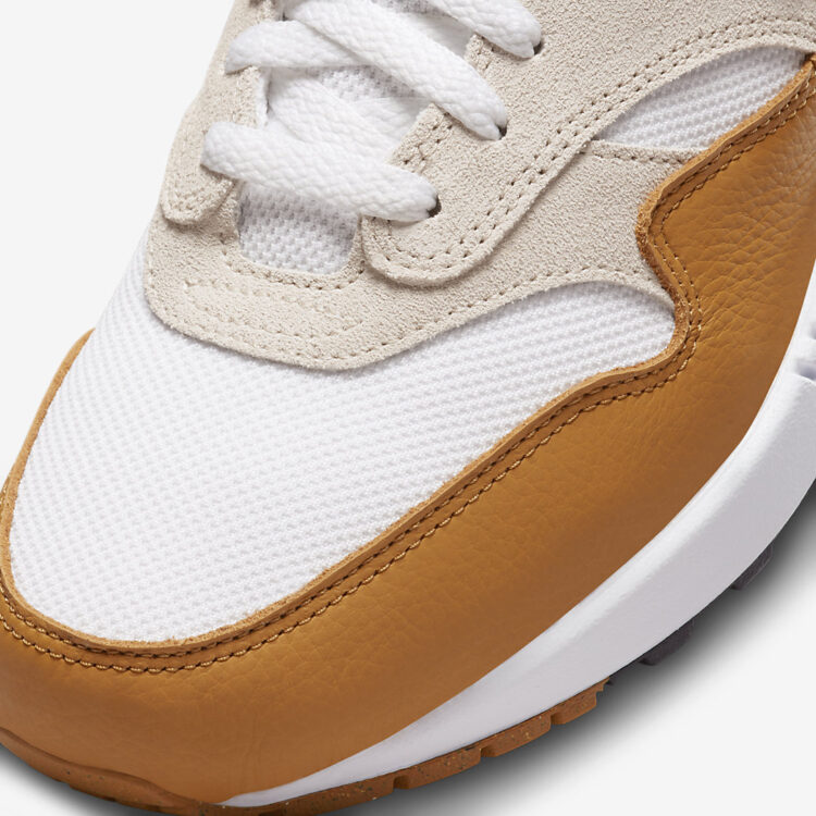 Nike Air Max 1 "Bronze" DZ4549-110