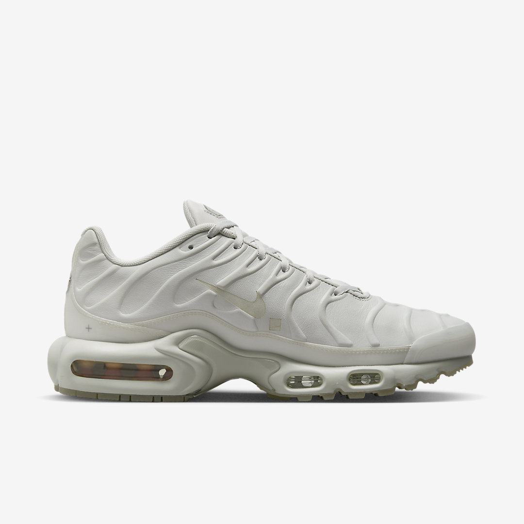 A-COLD-WALL* x Nike Air Max Plus FD7855-002