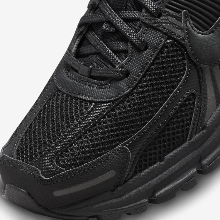 Nike Zoom Vomero 5 "Triple Black" BV1358-003