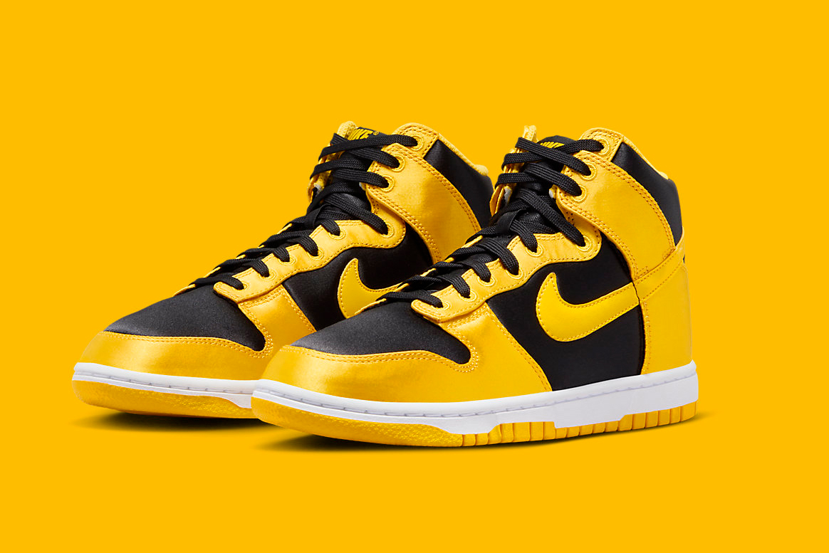 Nike Dunk Low "Satin Goldenrod" FN4216-001